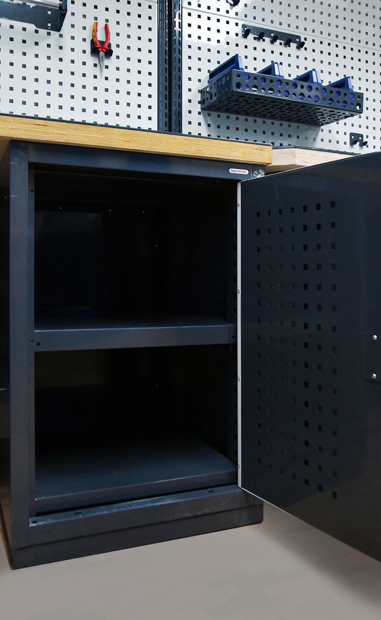 Верстак слесарный FBK 205.57.4-2