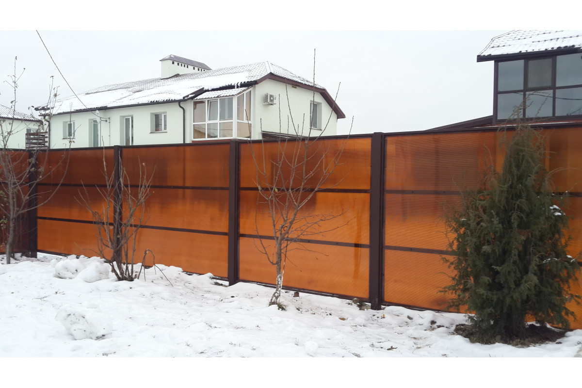 Сотовый поликарбонатный лист цветной Woggel 2100х12000х10мм