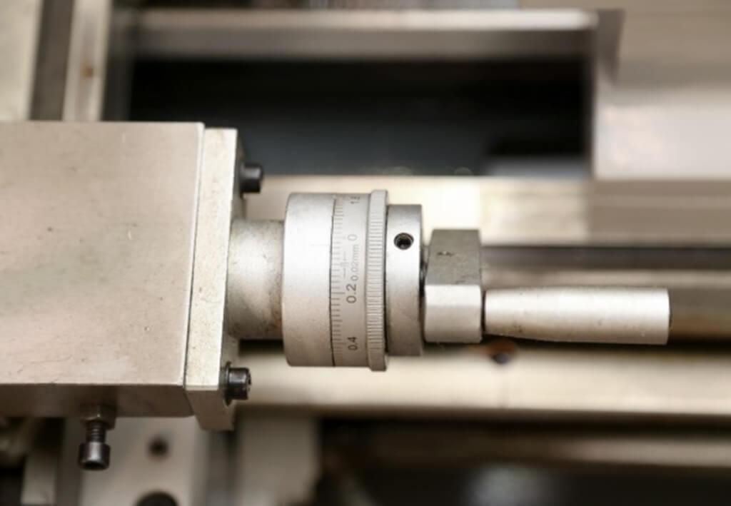 Настольный токарно-винторезный станок METAL MASTER MasterTurn 2880G