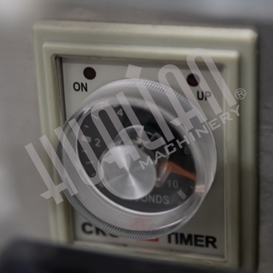 Запайщик пластиковой тары HUALIAN HL-95A (187х137)