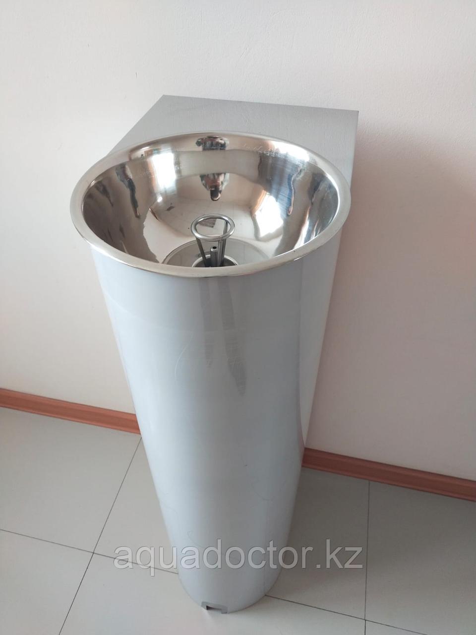 Фонтан питьевой полукруглый педальный ФП-500