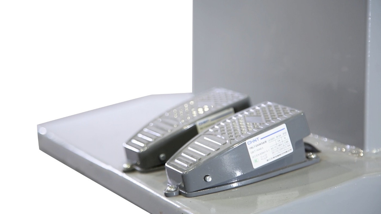 Станок для наклепки накладок на тормозные колодки (электро) KraftWell KRW300E