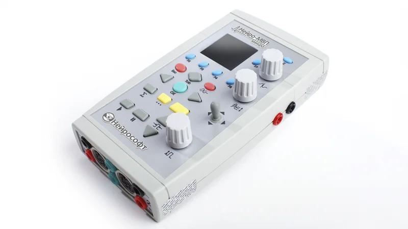 2-канальный миниатюрный электронейромиограф со встроенной клавиатурой