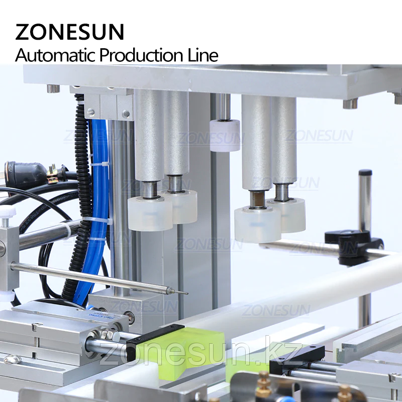 ZONESUN ZC-SP1000CUSTOM 4 HEADS СЕРВОПРИВОДНАЯ МАШИНА ДЛЯ РОЗЛИВА И УКУПОРКИ ПЛОСКИХ ЭТИКЕТОК КВАДРАТНОЙ ФОРМЫ