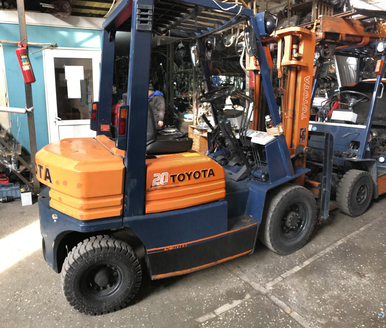 Вилочный погрузчик Toyota 5FGL20