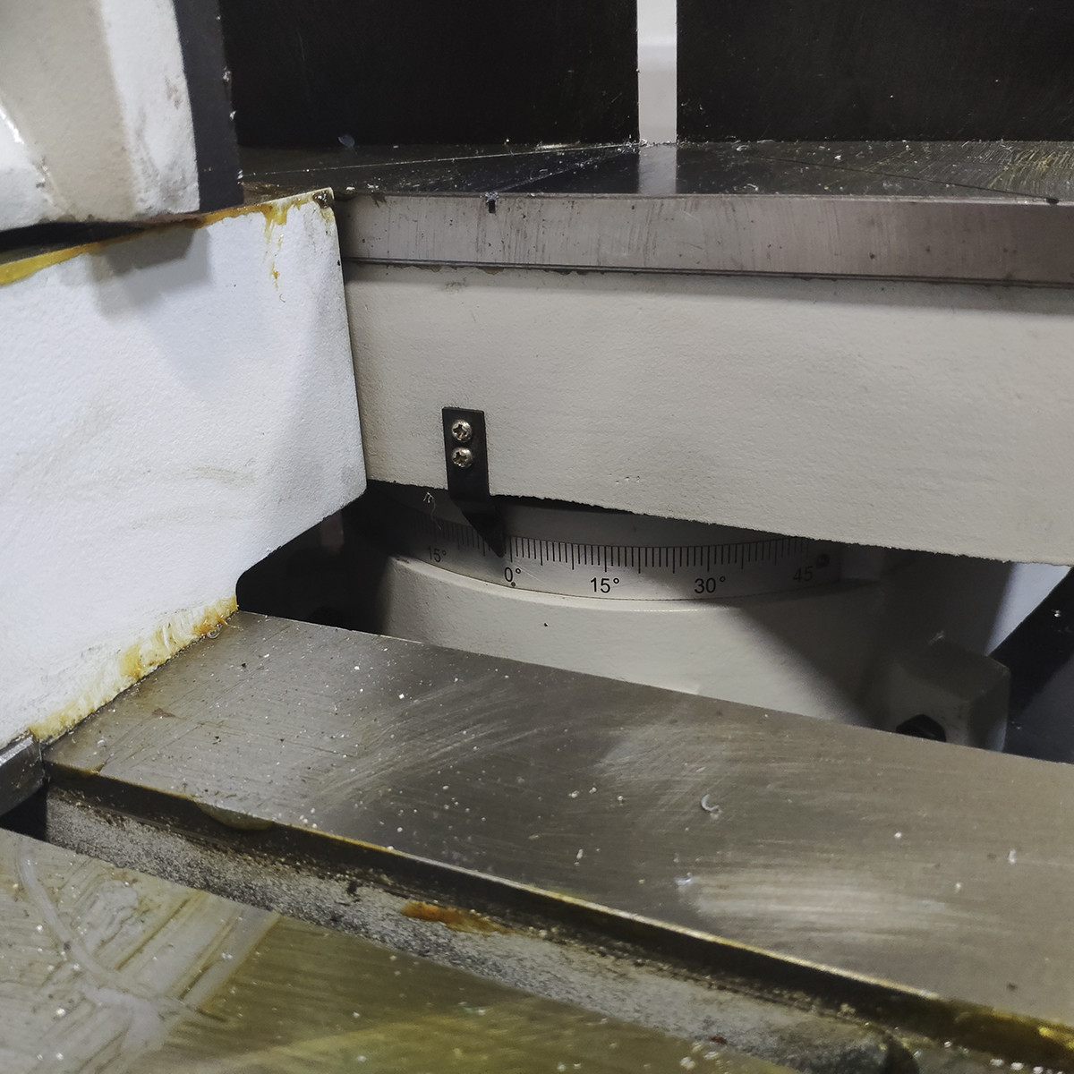 Станок ленточнопильный полуавтоматический Stalex SBS-250B