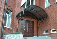 Козырек из поликарбоната (полигаля)