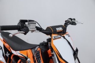 Мотоцикл EGL Motor EGL230 черный, белый, оранжевый3
