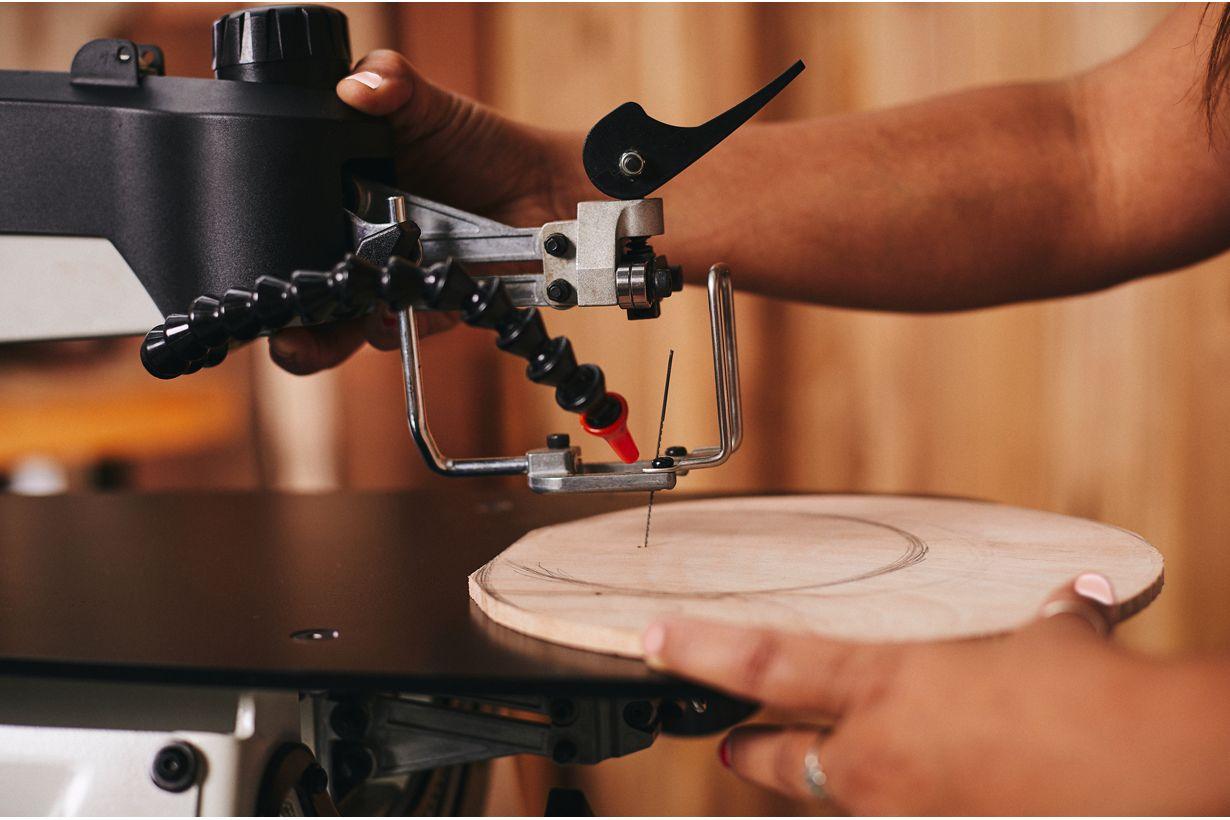 Лобзиковый станок JET JWSS-18B