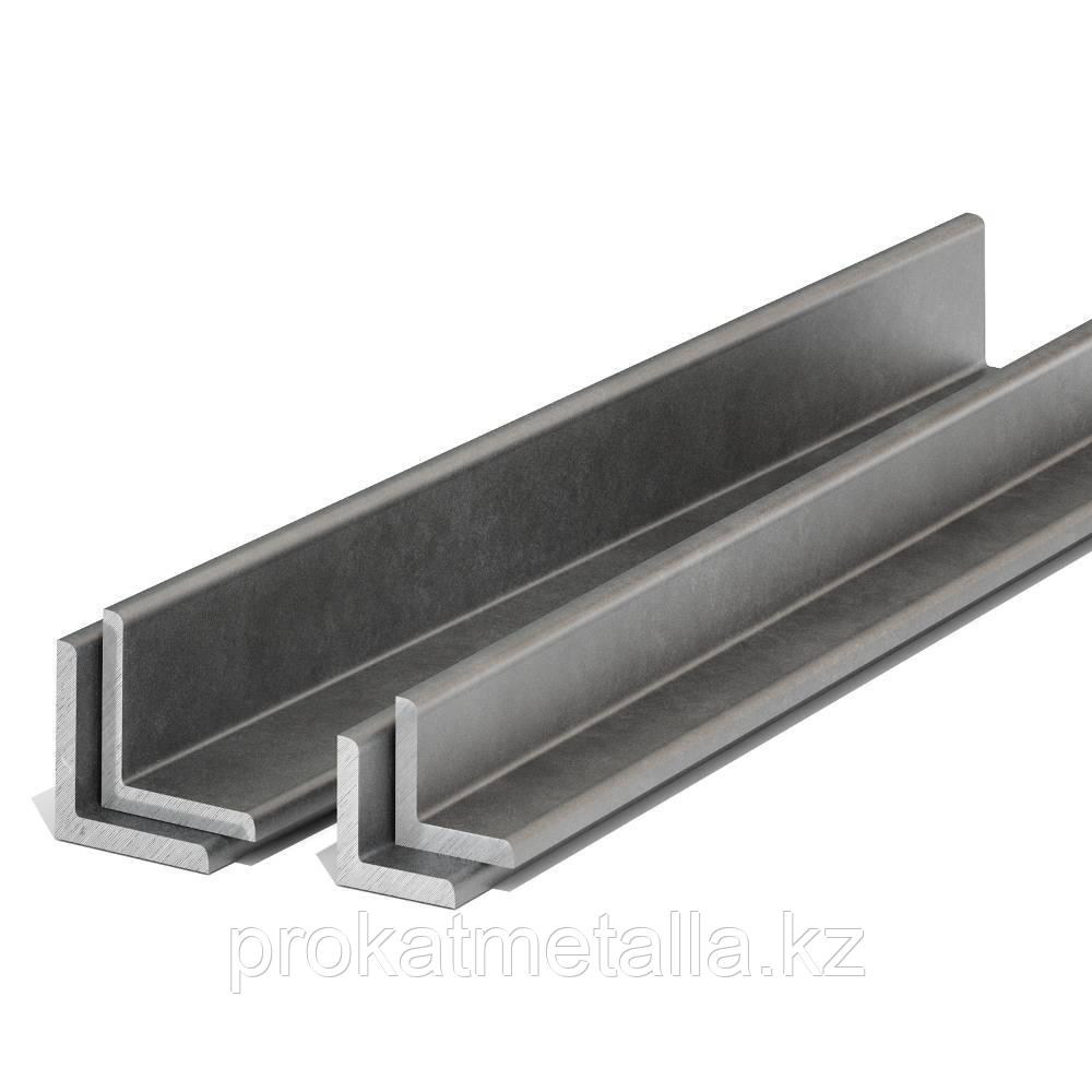 Уголок 35х35х4