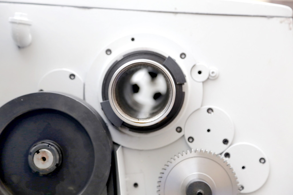 Универсальный токарно-винторезный станок METAL MASTER Z51100 DRO RFS