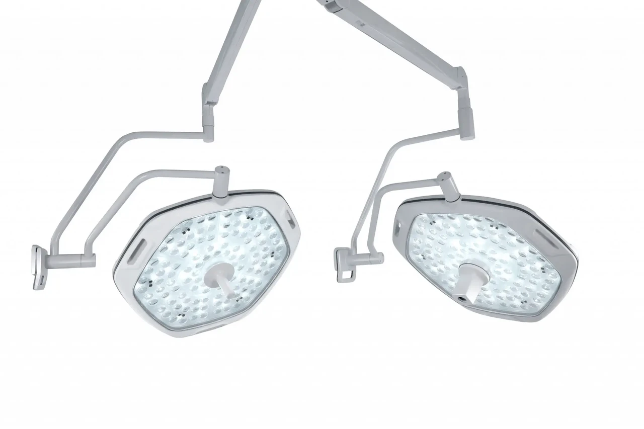 Потолочный хирургический светильник Heyer OL9600