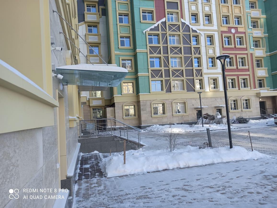 Стеклянный козырек 1200х1200мм