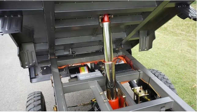 ZX1600 трицикл черный