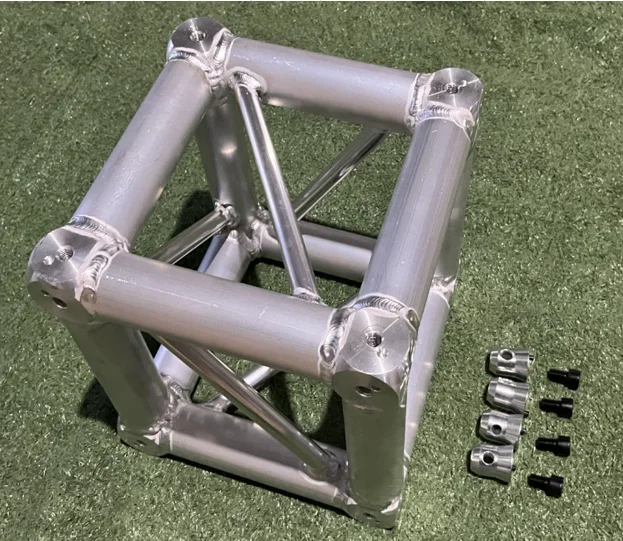 Угловой соединитель для ферм с 3-сторонними разъемами, цвет алюминиевого сплава, 400x400x400 мм