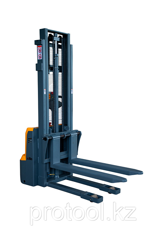 Штабелер самоходный 1,2 т 3,0 м XILIN CDD12R-EN с раздвижными вилами (сопровождаемый)