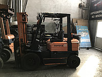 Вилочный погрузчик Toyota 5FGL203