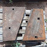 Клин нижний левый СМД-110