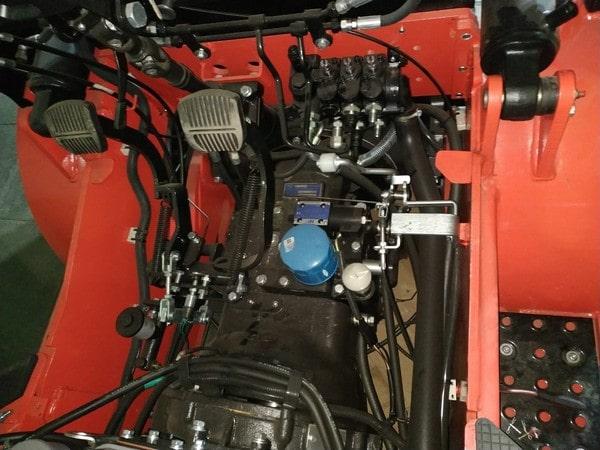 Бензиновый автопогрузчик EP CPQD30T3