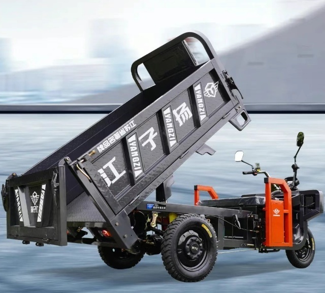 ZX1600 трицикл черный