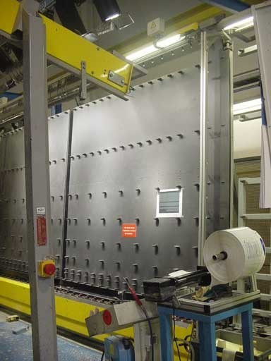 Стеклопакетная линия Lisec 2500Х3500 с газ прессом, роботом герметизации и роботом пробки.