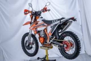 Мотоцикл ZUUMAV K8-NC300SR черный, белый, оранжевый5