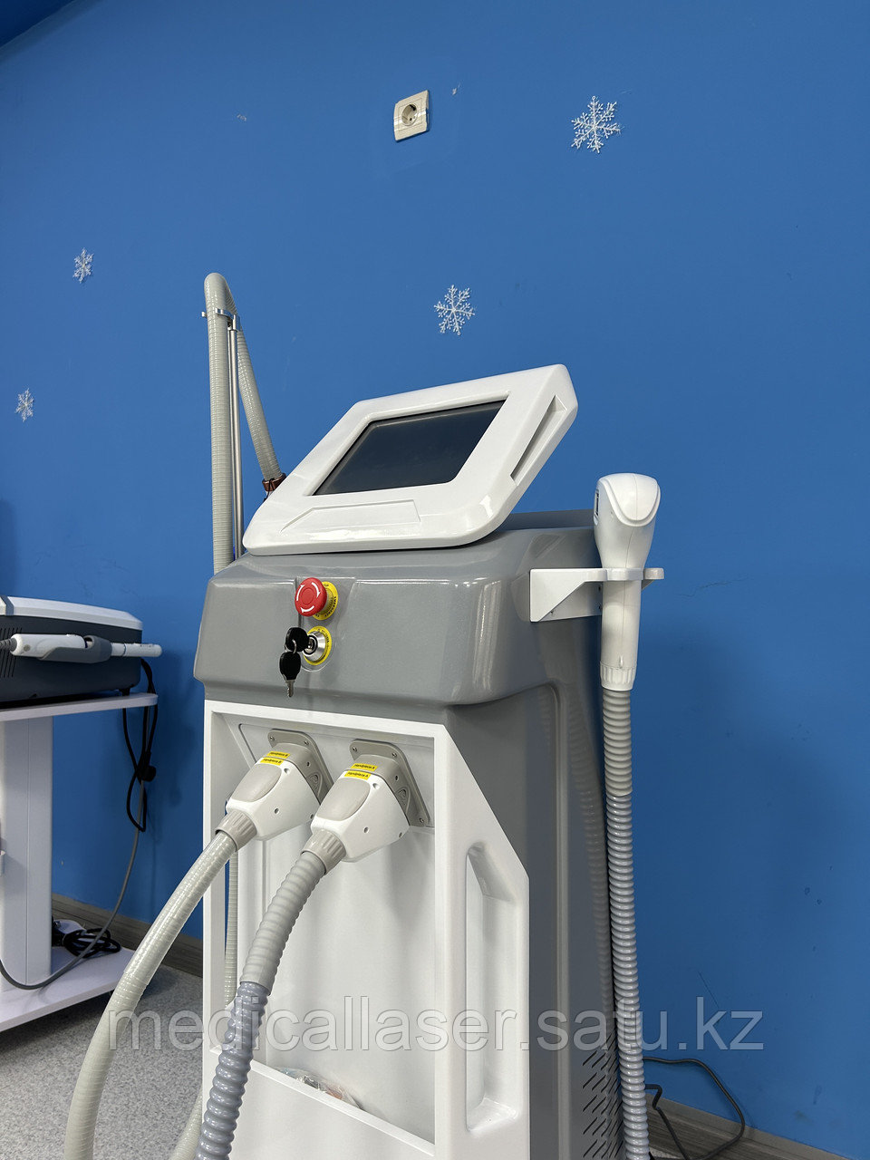 Диодный лазер 808 нм 2в1 (диодный и пикосекундный лазер)