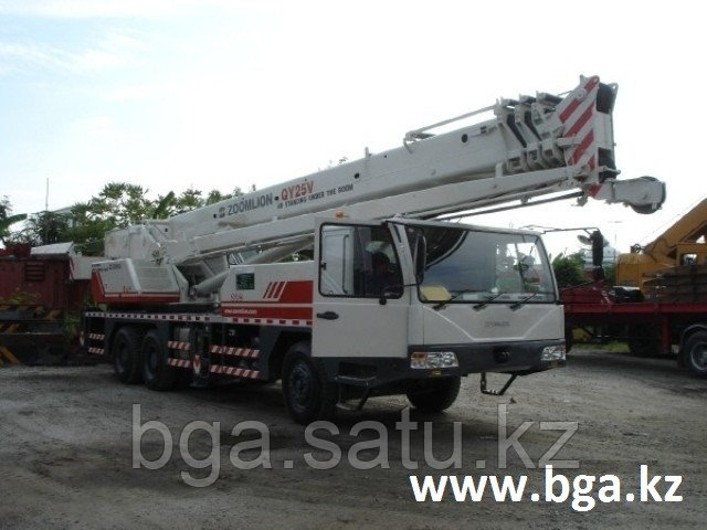 Автокраны ZOOMLION QY25V431.3,25 тонн,5 секции,рычажный